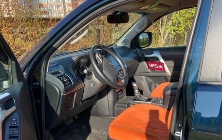 Toyota Land Cruiser Prado 150 рестайлинг 2, 2020 год, 8 000 000 рублей, 5 фотография