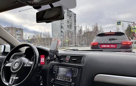 Volkswagen Jetta VI, 2012 год, 1 150 000 рублей, 2 фотография