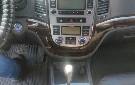 Hyundai Santa Fe III рестайлинг, 2010 год, 1 330 000 рублей, 15 фотография