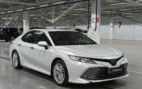 Toyota Camry, 2019 год, 2 849 000 рублей, 7 фотография