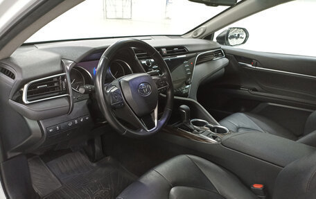 Toyota Camry, 2019 год, 2 849 000 рублей, 20 фотография