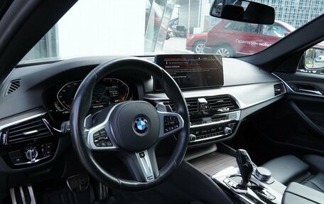 BMW 5 серия, 2021 год, 5 990 000 рублей, 12 фотография