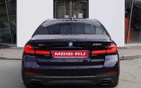 BMW 5 серия, 2021 год, 5 990 000 рублей, 5 фотография