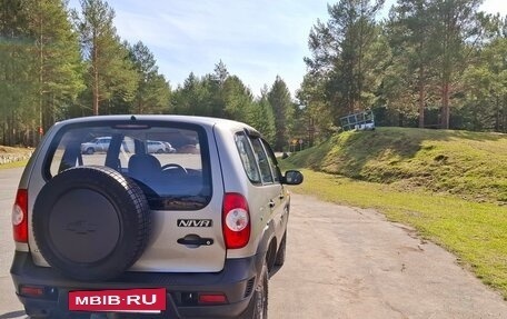 Chevrolet Niva I рестайлинг, 2010 год, 510 000 рублей, 5 фотография