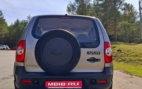 Chevrolet Niva I рестайлинг, 2010 год, 510 000 рублей, 8 фотография