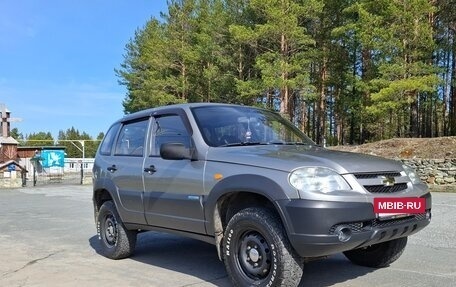 Chevrolet Niva I рестайлинг, 2010 год, 510 000 рублей, 2 фотография