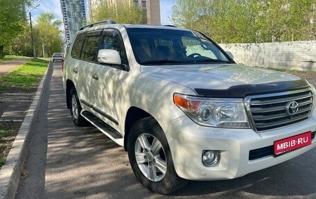 Toyota Land Cruiser 200, 2014 год, 4 450 000 рублей, 1 фотография