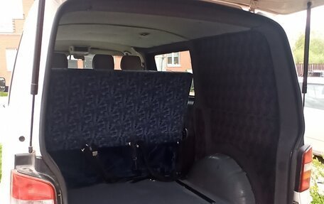 Volkswagen Transporter T5 рестайлинг, 2004 год, 1 550 000 рублей, 13 фотография