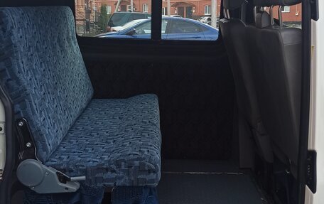 Volkswagen Transporter T5 рестайлинг, 2004 год, 1 550 000 рублей, 11 фотография