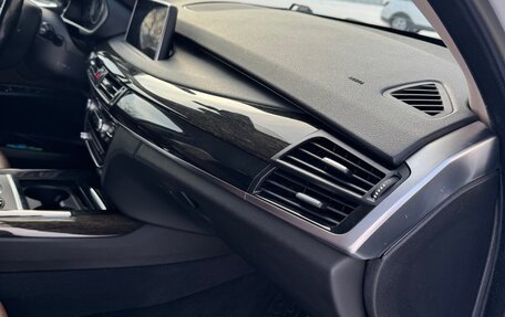 BMW X5, 2017 год, 4 800 000 рублей, 11 фотография