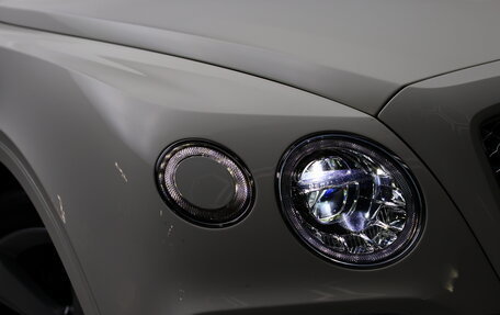 Bentley Bentayga I, 2017 год, 12 280 000 рублей, 13 фотография