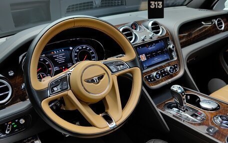 Bentley Bentayga I, 2017 год, 12 280 000 рублей, 21 фотография