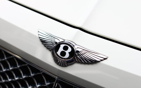 Bentley Bentayga I, 2017 год, 12 280 000 рублей, 15 фотография