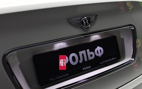 Bentley Bentayga I, 2017 год, 12 280 000 рублей, 17 фотография