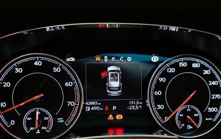 Bentley Bentayga I, 2017 год, 12 280 000 рублей, 36 фотография