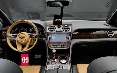 Bentley Bentayga I, 2017 год, 12 280 000 рублей, 32 фотография