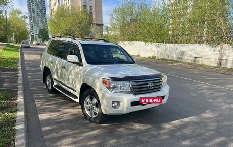 Toyota Land Cruiser 200, 2014 год, 4 450 000 рублей, 2 фотография