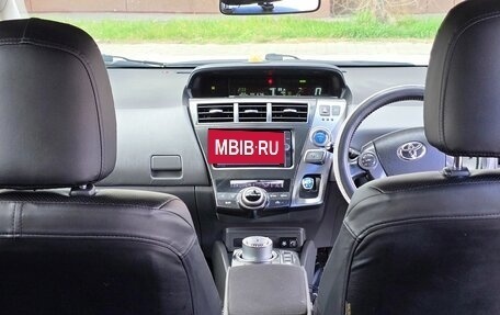 Toyota Prius Alpha I (ZVW40/41), 2014 год, 1 420 000 рублей, 5 фотография
