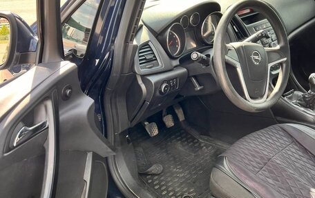 Opel Astra J, 2010 год, 750 000 рублей, 12 фотография