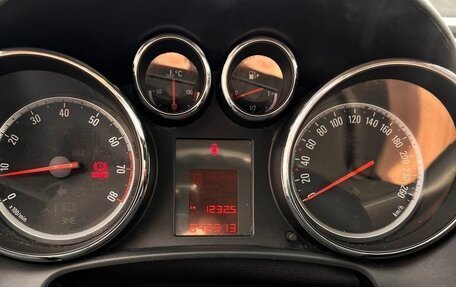 Opel Astra J, 2010 год, 750 000 рублей, 17 фотография
