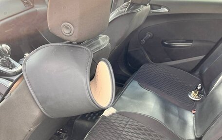 Opel Astra J, 2010 год, 750 000 рублей, 13 фотография
