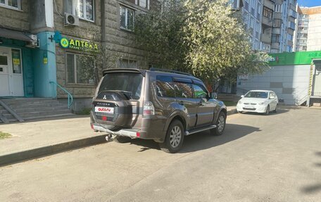 Mitsubishi Pajero IV, 2015 год, 2 520 000 рублей, 7 фотография