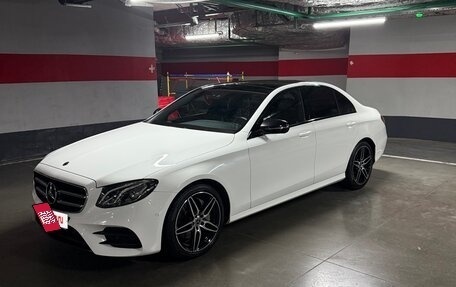 Mercedes-Benz E-Класс, 2017 год, 4 000 000 рублей, 2 фотография