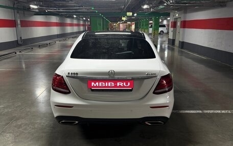 Mercedes-Benz E-Класс, 2017 год, 4 000 000 рублей, 5 фотография