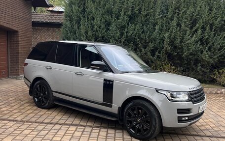 Land Rover Range Rover IV рестайлинг, 2017 год, 6 600 000 рублей, 3 фотография