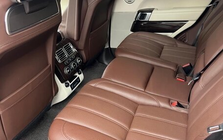 Land Rover Range Rover IV рестайлинг, 2017 год, 6 600 000 рублей, 8 фотография