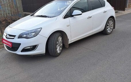 Opel Astra J, 2013 год, 1 100 000 рублей, 2 фотография