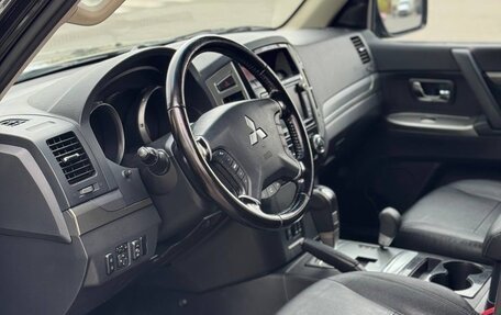 Mitsubishi Pajero IV, 2015 год, 2 240 000 рублей, 6 фотография