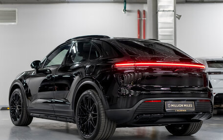 Porsche Macan, 2024 год, 24 990 000 рублей, 12 фотография