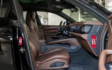 Porsche Macan, 2024 год, 24 990 000 рублей, 36 фотография