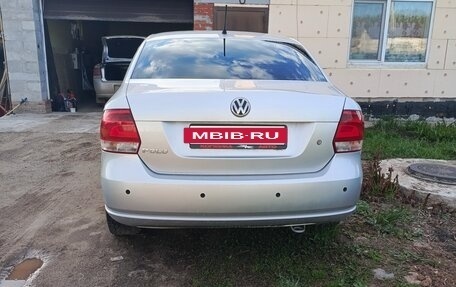 Volkswagen Polo VI (EU Market), 2013 год, 720 000 рублей, 2 фотография