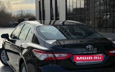 Toyota Camry, 2019 год, 3 000 000 рублей, 3 фотография
