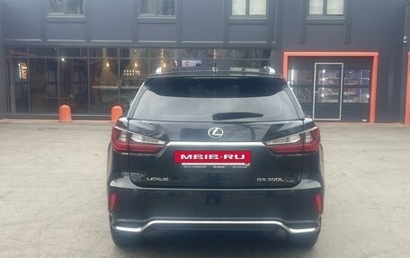 Lexus RX IV рестайлинг, 2018 год, 3 999 999 рублей, 2 фотография