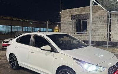 Hyundai Solaris II рестайлинг, 2018 год, 1 050 000 рублей, 1 фотография