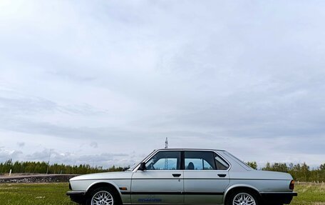 BMW 5 серия, 1982 год, 700 000 рублей, 2 фотография