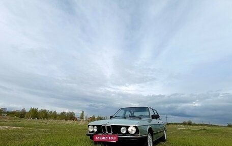 BMW 5 серия, 1982 год, 700 000 рублей, 5 фотография