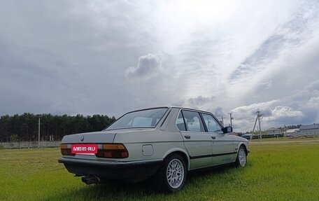 BMW 5 серия, 1982 год, 700 000 рублей, 6 фотография