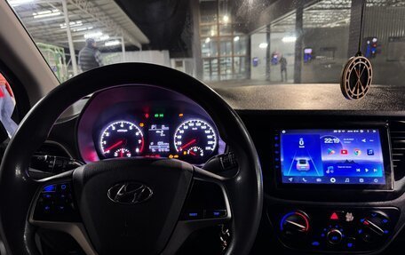 Hyundai Solaris II рестайлинг, 2018 год, 1 050 000 рублей, 9 фотография