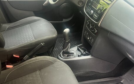 Renault Logan II, 2014 год, 800 000 рублей, 17 фотография