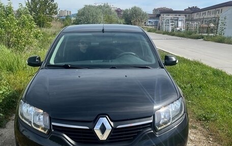 Renault Logan II, 2014 год, 800 000 рублей, 3 фотография
