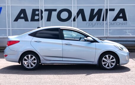 Hyundai Solaris II рестайлинг, 2011 год, 745 000 рублей, 3 фотография