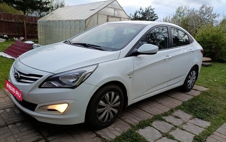 Hyundai Solaris II рестайлинг, 2016 год, 1 200 000 рублей, 1 фотография