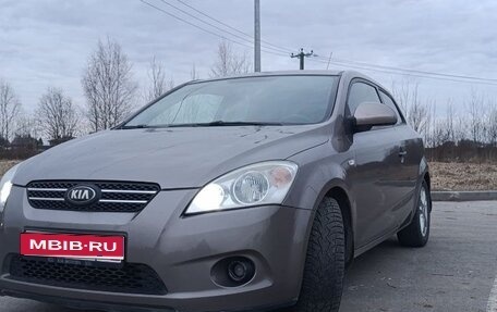 KIA cee'd I рестайлинг, 2008 год, 599 990 рублей, 1 фотография