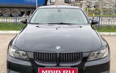 BMW 3 серия, 2006 год, 1 300 000 рублей, 1 фотография