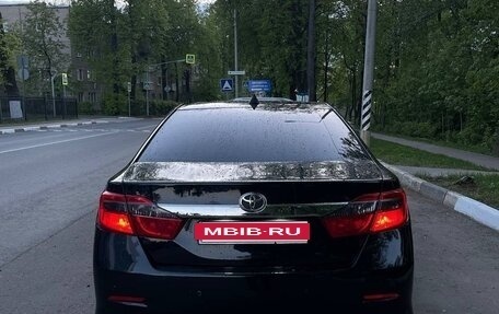 Toyota Camry, 2014 год, 1 800 000 рублей, 3 фотография