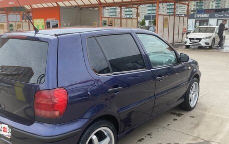 Volkswagen Polo III рестайлинг, 1999 год, 399 999 рублей, 4 фотография